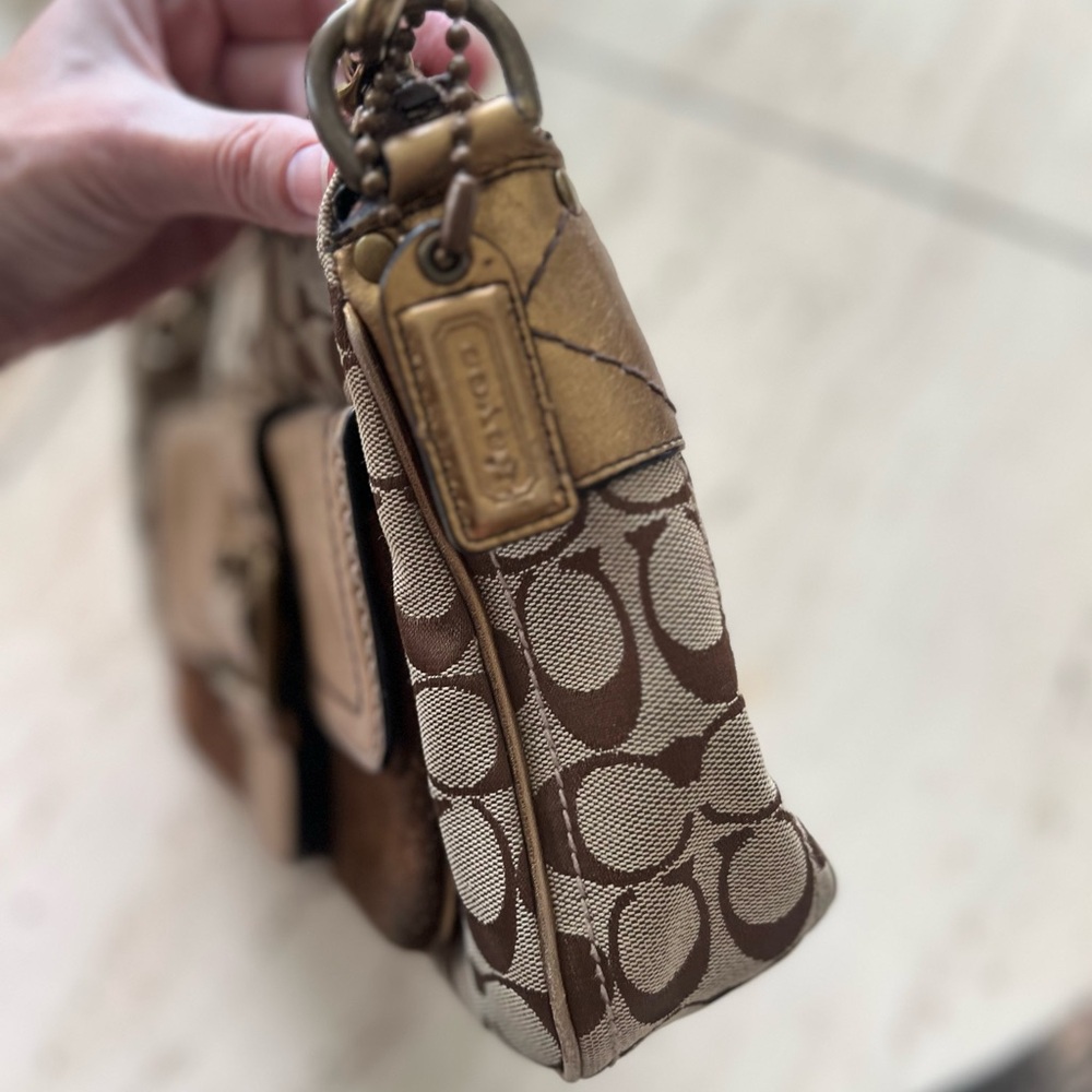 Vintage 2004 Fall Special Edition Coach Gold and Brown Shoulder Bag with Suede - Picture 8 of 12